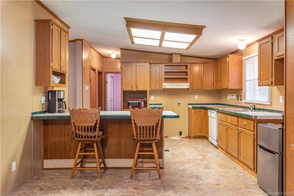 297 Falconview Road Lincolnton, NC 28092 - Photo 10 of 30 Gallery Image 10