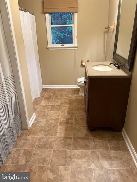 287 Blackthorne Road, Unit LURAY Stanley, VA 22851 - Photo 23 of 96 a bathroom with a sink and a mirror