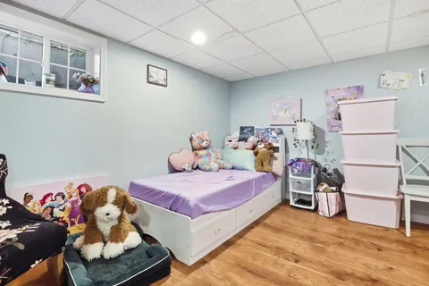 $360,000 | 937 Elsie Avenue, Gurnee, IL 60031