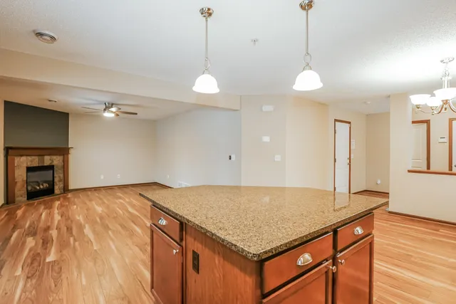 $2,545 | 15640 60th Avenue North, Plymouth, MN 55446