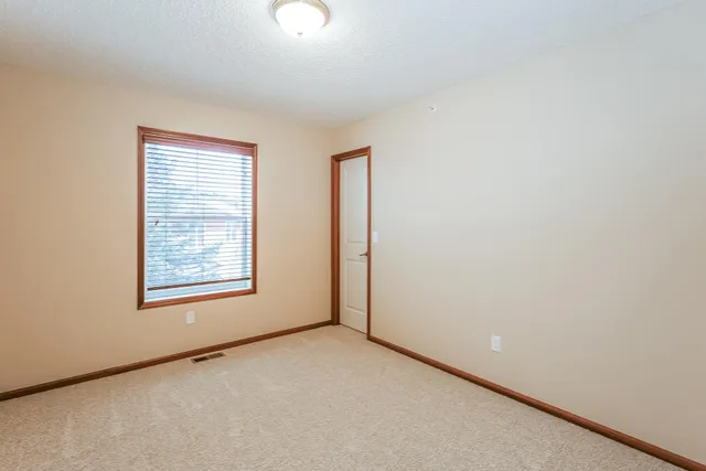 $2,545 | 15640 60th Avenue North, Plymouth, MN 55446