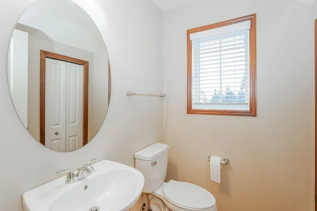 $2,545 | 15640 60th Avenue North, Plymouth, MN 55446