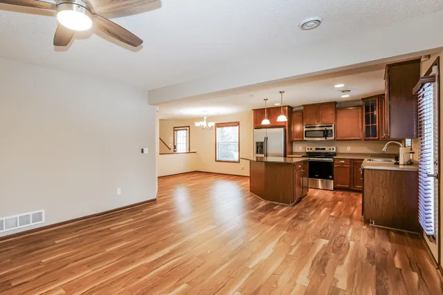 $2,545 | 15640 60th Avenue North, Plymouth, MN 55446