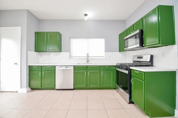 $2,500 | 11924 Prior Park Drive, Houston, TX 77047