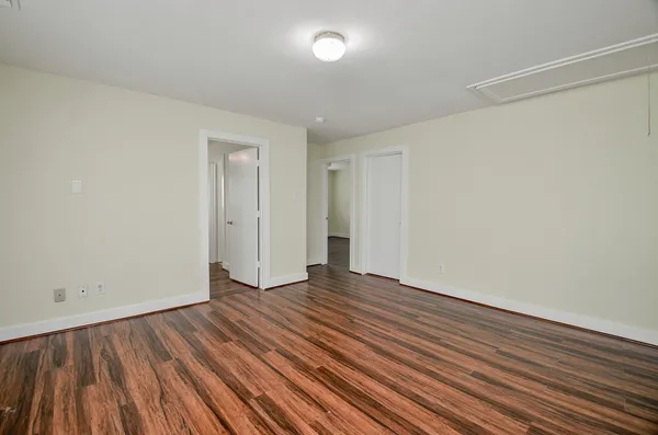 $2,500 | 11924 Prior Park Drive, Houston, TX 77047