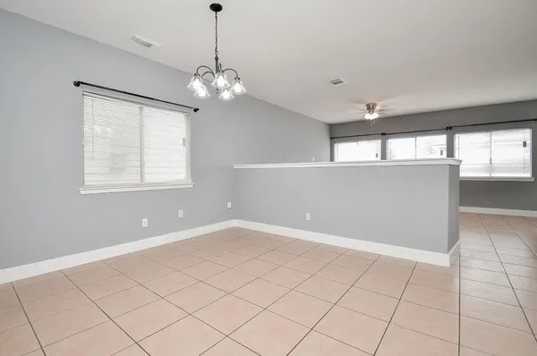 $2,500 | 11924 Prior Park Drive, Houston, TX 77047