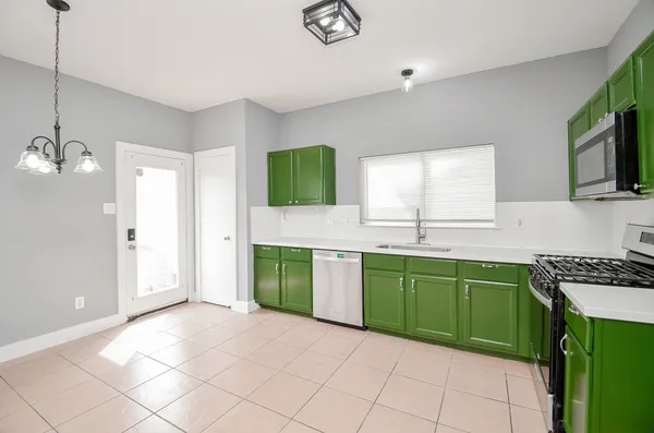 $2,500 | 11924 Prior Park Drive, Houston, TX 77047