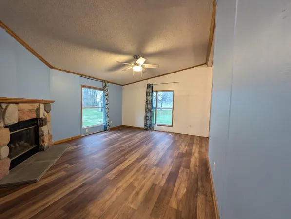 $180,000 | 14874 Heritage Drive West, Wheatfield, IN 46392