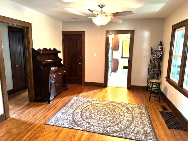 430 Enterprise Street Elgin, IL 60120 - Photo 6 of 18