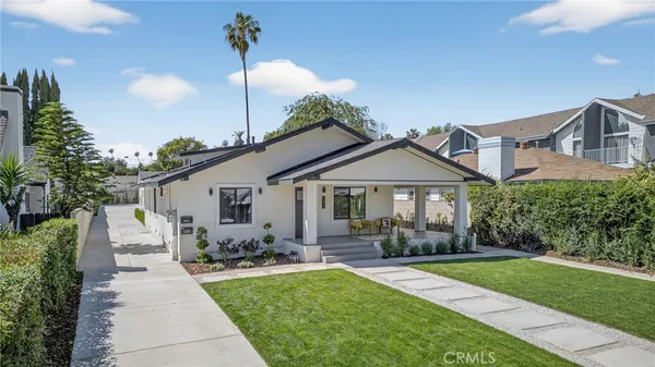 $1,998,000 | 141 South Roosevelt Avenue, Pasadena, CA 91107