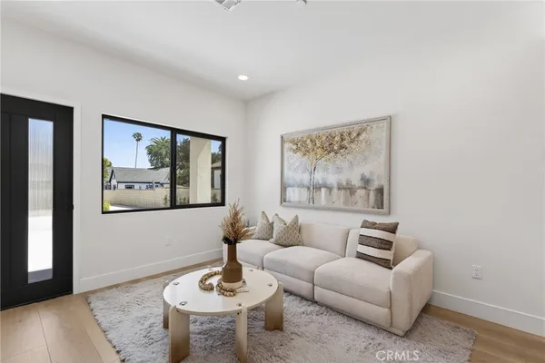 $1,998,000 | 141 South Roosevelt Avenue, Pasadena, CA 91107