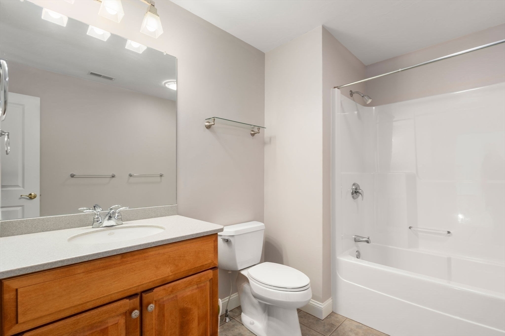 3 Summerland Way, Unit 3 Worcester, MA 01609 - Photo 29 of 41