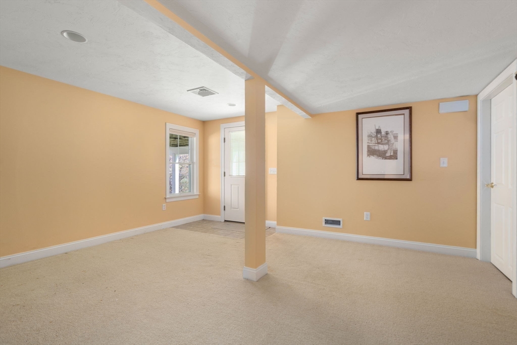 3 Summerland Way, Unit 3 Worcester, MA 01609 - Photo 35 of 41