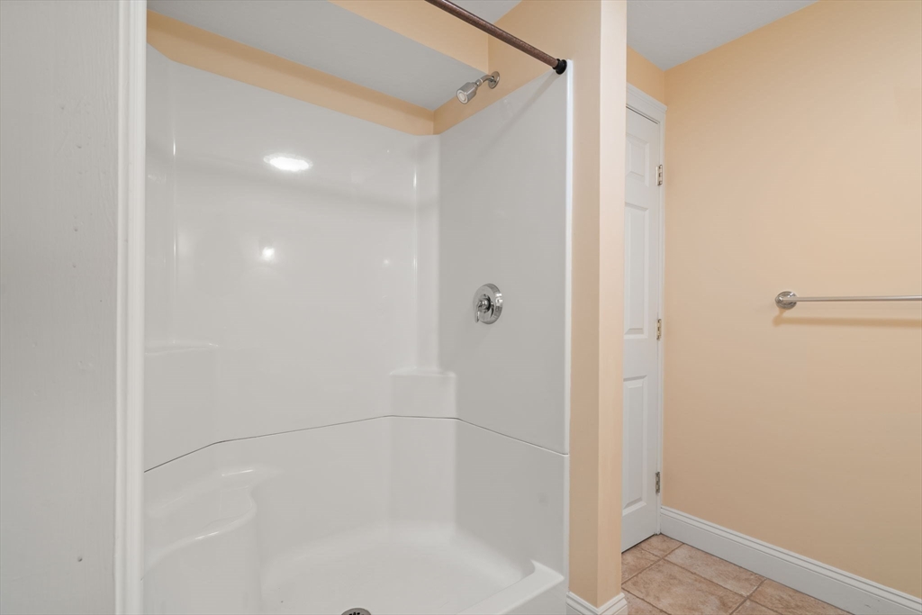 3 Summerland Way, Unit 3 Worcester, MA 01609 - Photo 36 of 41