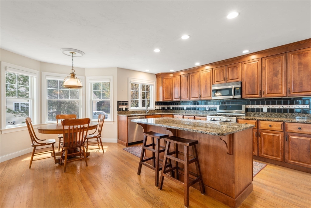 3 Summerland Way, Unit 3 Worcester, MA 01609 - Photo 9 of 41