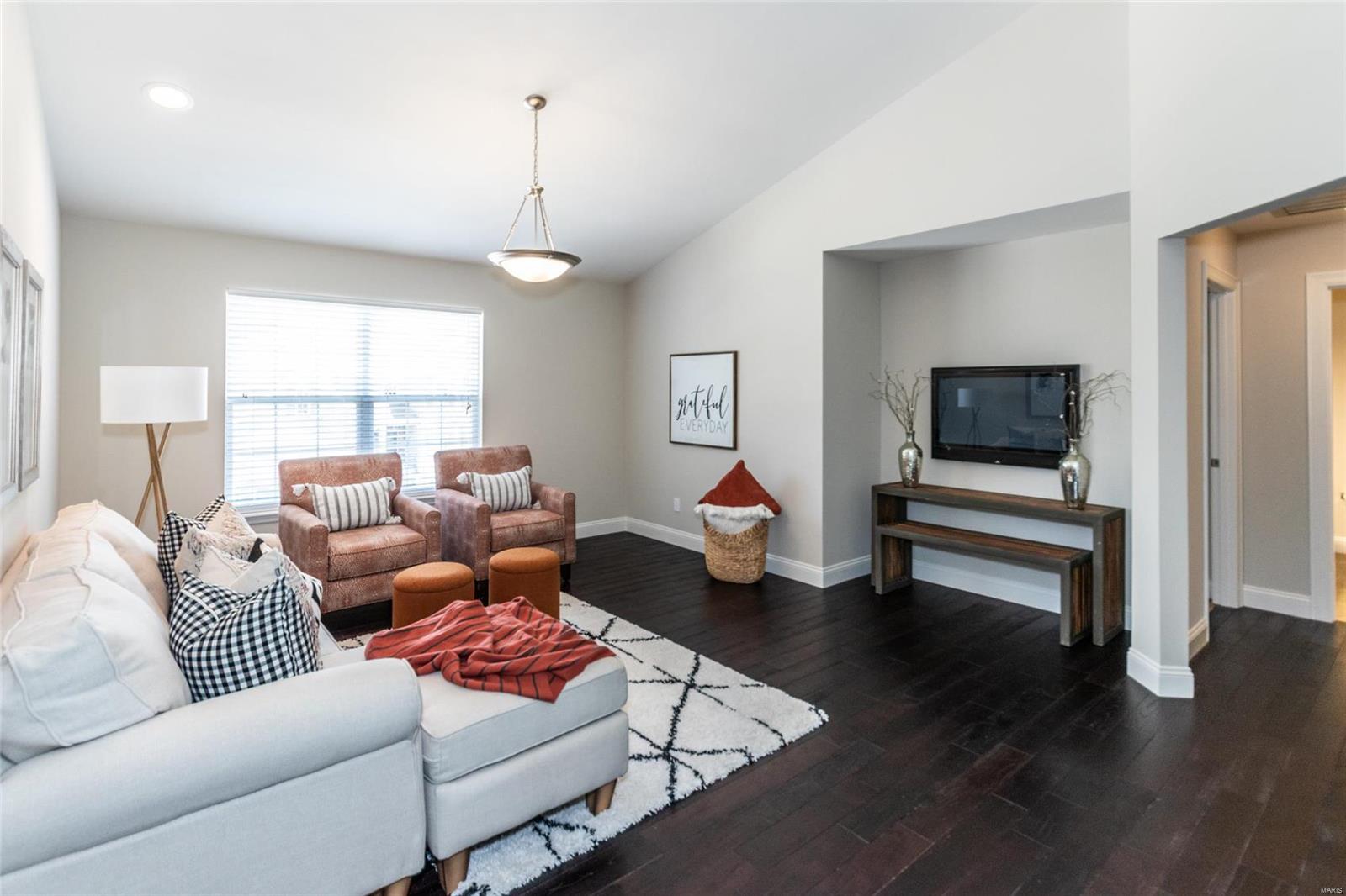 1502 Heritage Valley Drive High Ridge, MO 63049 - Photo 33 of 54