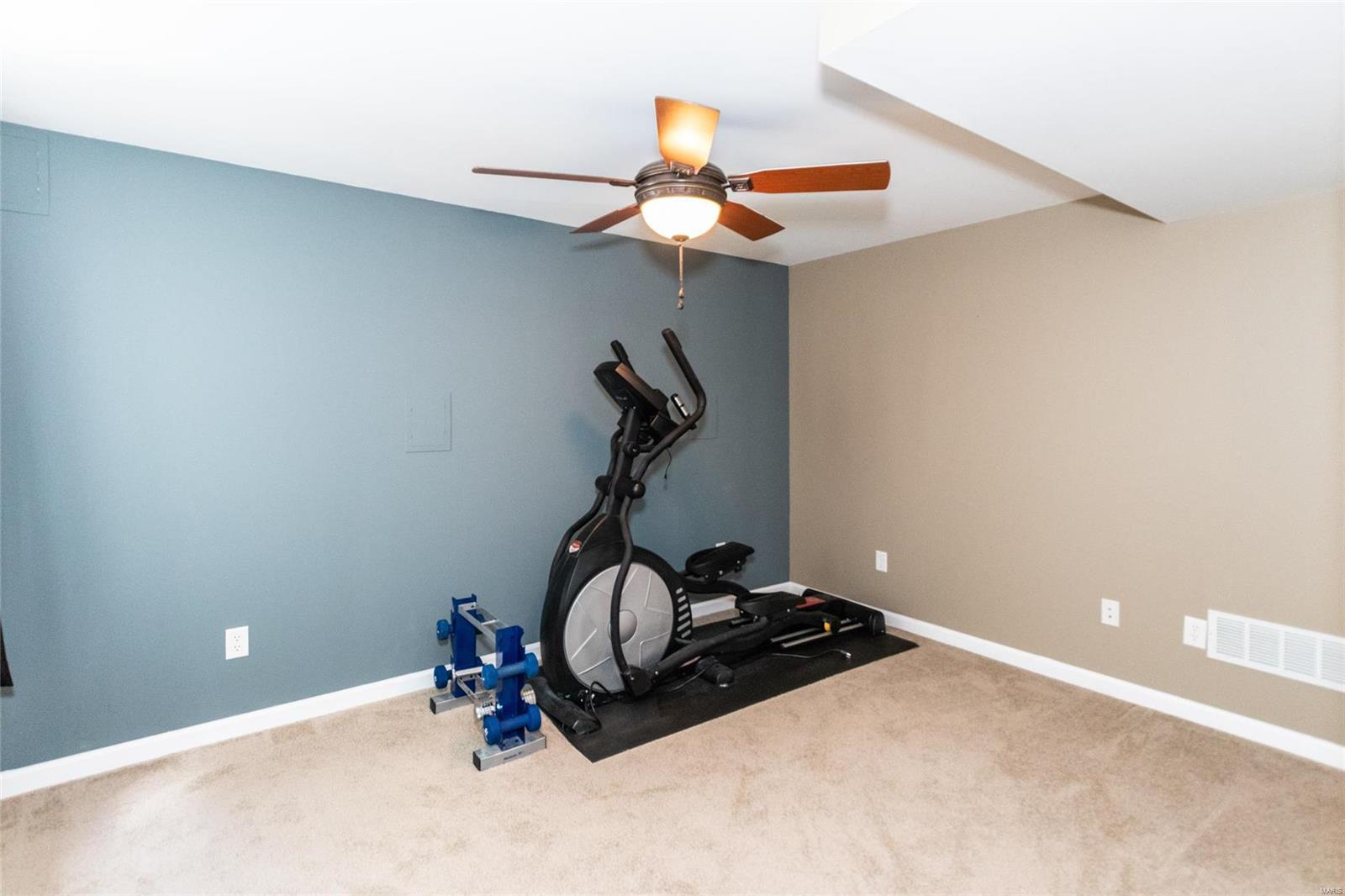 1502 Heritage Valley Drive High Ridge, MO 63049 - Photo 44 of 54