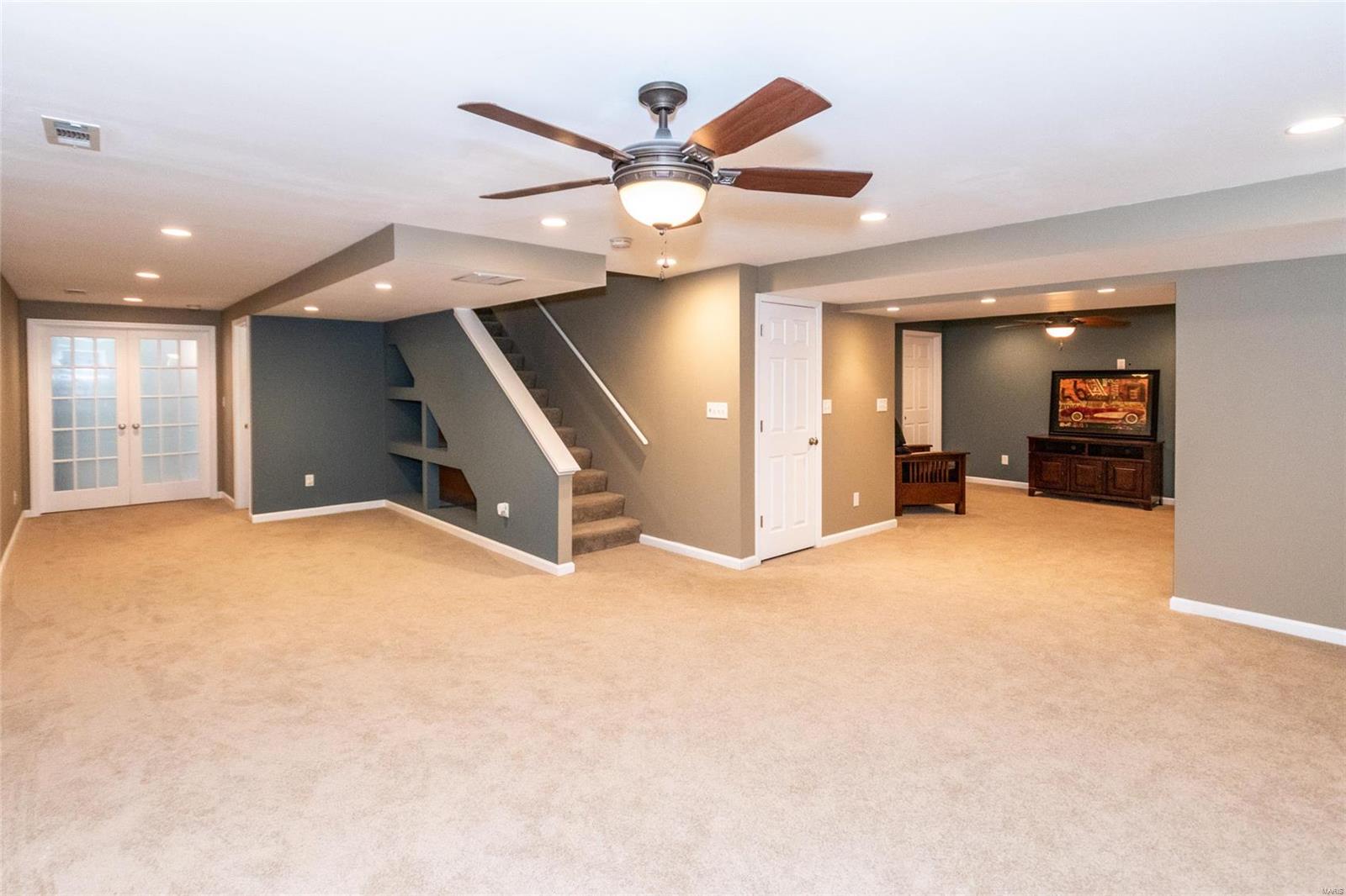1502 Heritage Valley Drive High Ridge, MO 63049 - Photo 46 of 54