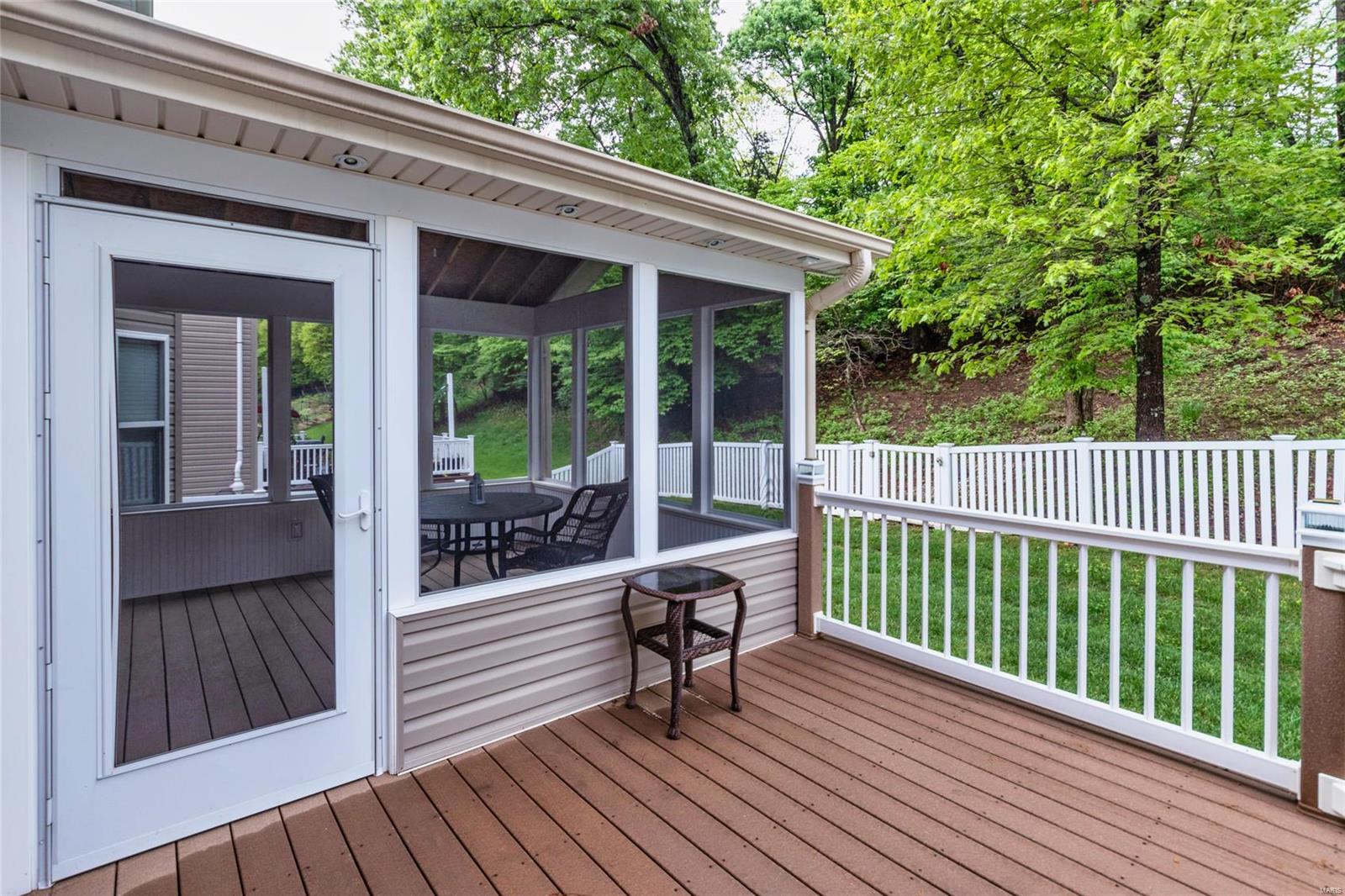 1502 Heritage Valley Drive High Ridge, MO 63049 - Photo 5 of 54