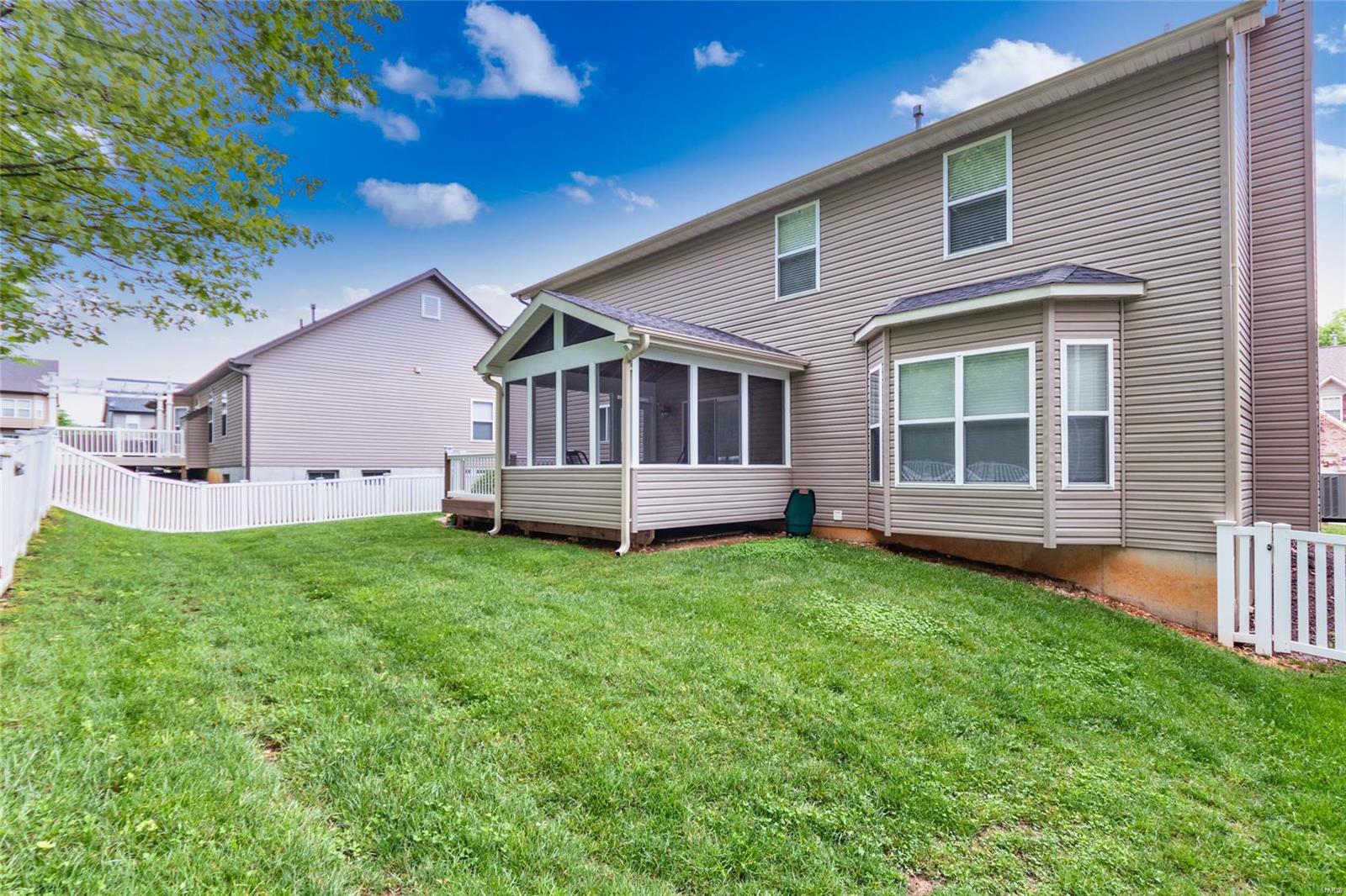 1502 Heritage Valley Drive High Ridge, MO 63049 - Photo 8 of 54