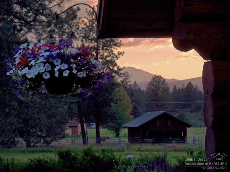 19860 Rocking Horse Road Bend, OR 97702 - Photo 7 of 25 Additional Photo