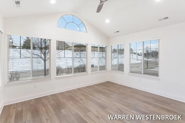 $579,900 | 1213 Riverview Drive, Holland, MI 49423