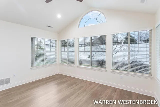 $579,900 | 1213 Riverview Drive, Holland, MI 49423