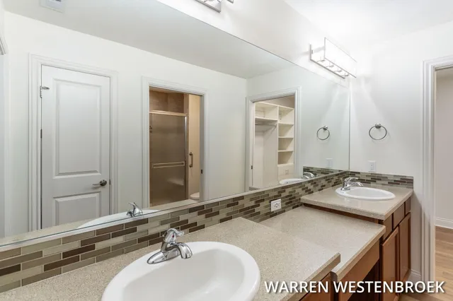 $579,900 | 1213 Riverview Drive, Holland, MI 49423