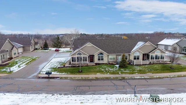 $579,900 | 1213 Riverview Drive, Holland, MI 49423