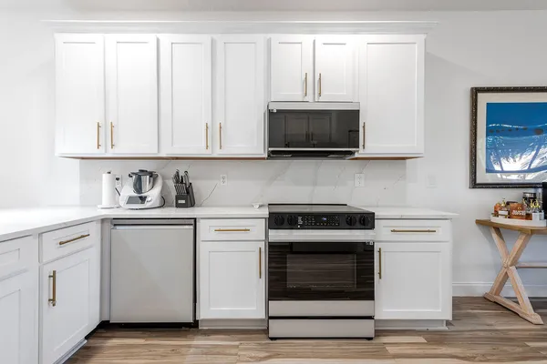 $3,600 | 2616 San Andros, West Palm Beach, FL 33411