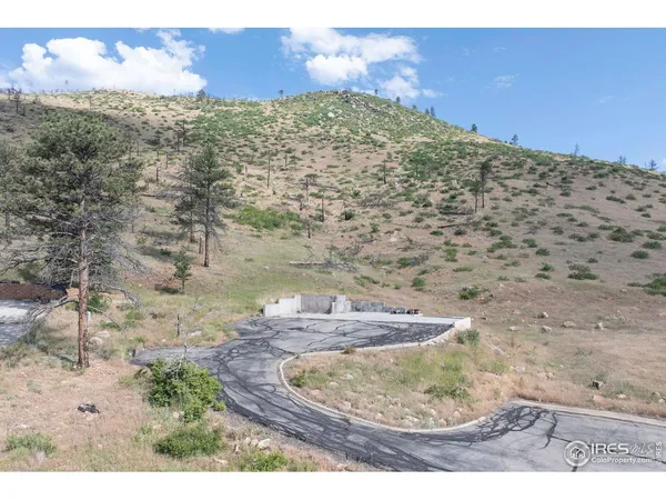 a view of outdoor space