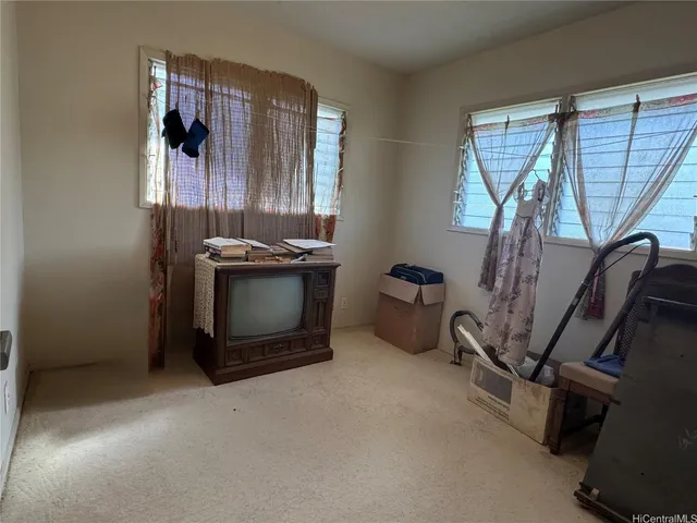 $699,000 | 2615 Kinoole Street, Hilo, HI 96720