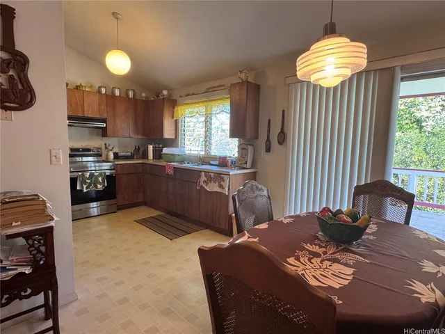 $699,000 | 2615 Kinoole Street, Hilo, HI 96720