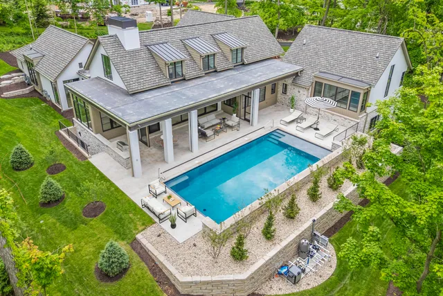 $6,999,500 | 1572 North Creekside Lane, Linn, WI 53147