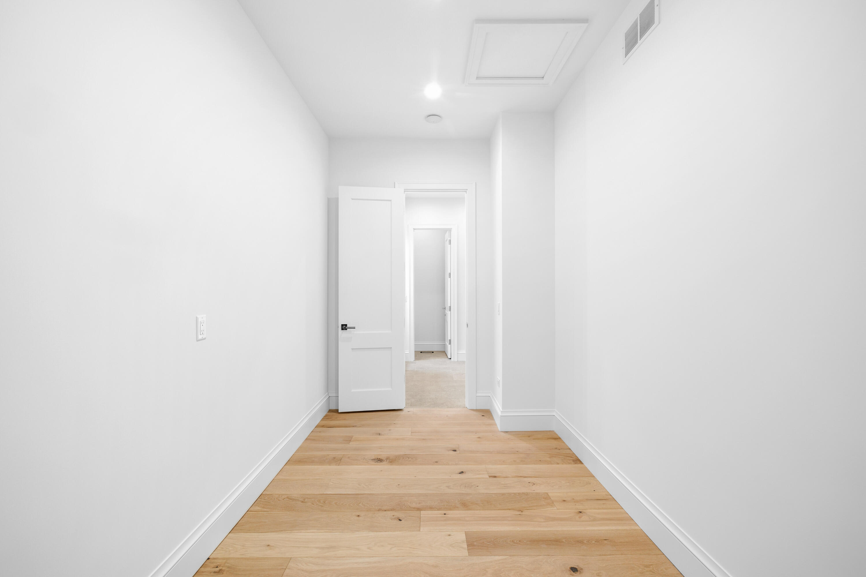 1572 North Creekside Lane Linn, WI 53147 - Photo 28 of 49 Primary His Closet