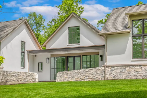 $6,725,000 | 1572 North Creekside Lane, Linn, WI 53147