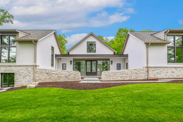 $6,725,000 | 1572 North Creekside Lane, Linn, WI 53147