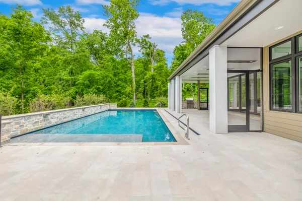 $6,725,000 | 1572 North Creekside Lane, Linn, WI 53147