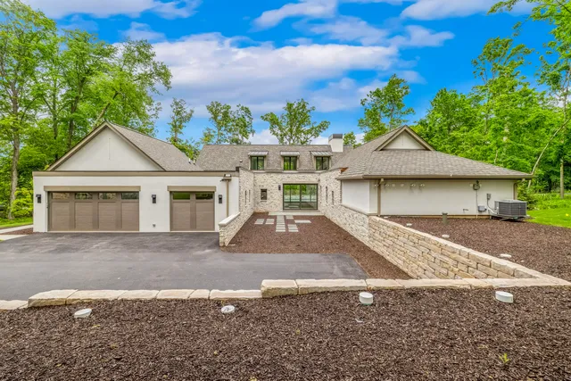 $6,999,500 | 1572 North Creekside Lane, Linn, WI 53147