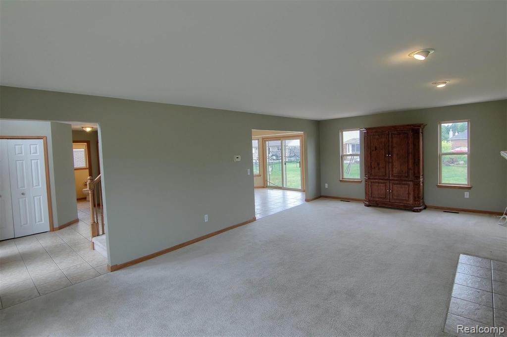 29158 Rachid Lane Chesterfield, MI 48047 - Photo 7 of 37