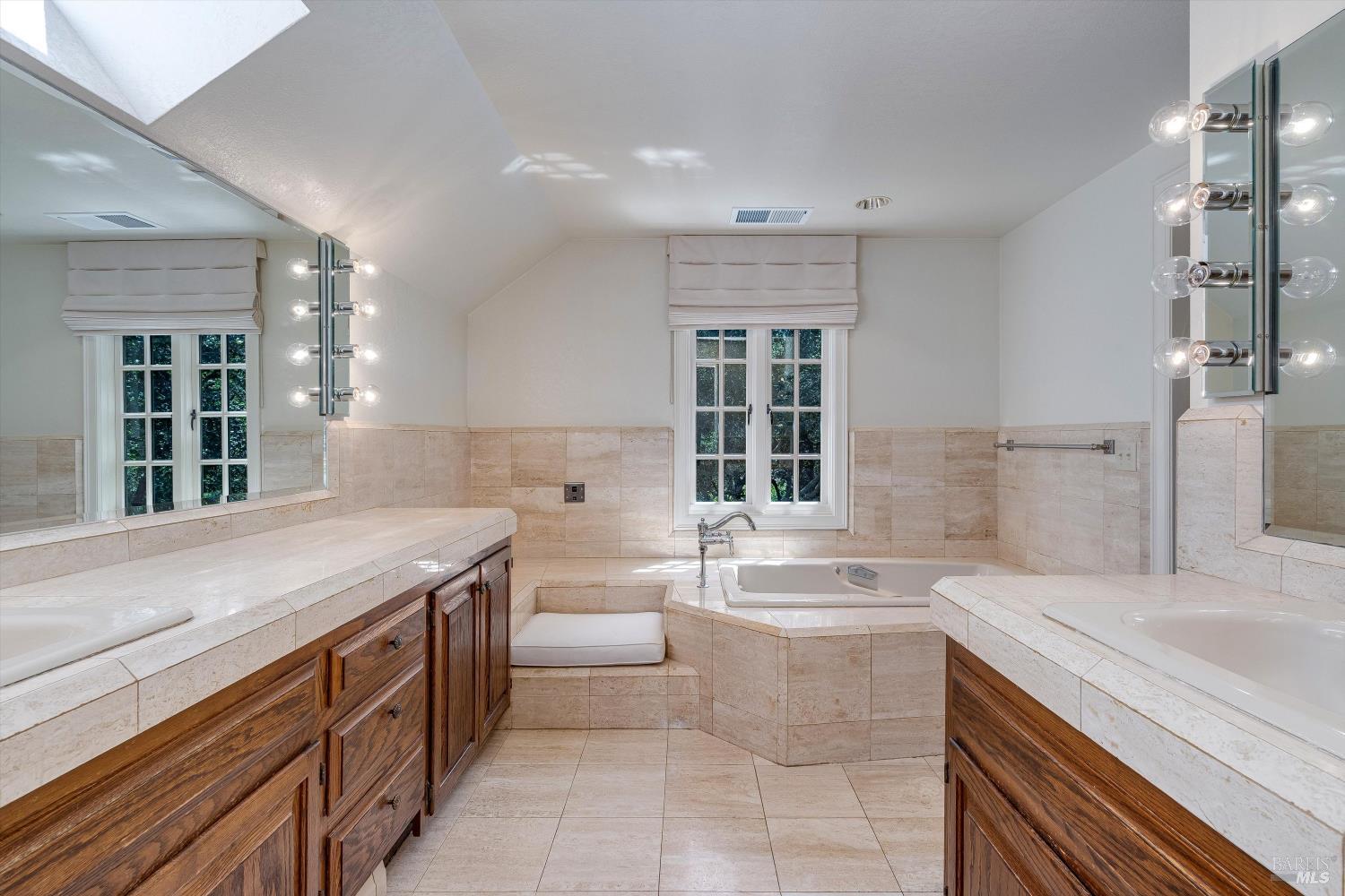 7455 Foothill Ranch Road Santa Rosa, CA 95404 - Photo 39 of 86
