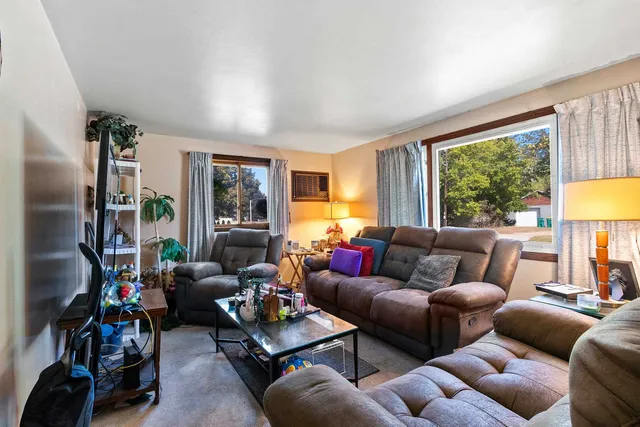 $174,900 | 1807 Lincoln Street, Marinette, WI 54143