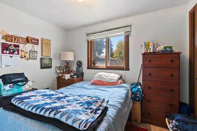 $174,900 | 1807 Lincoln Street, Marinette, WI 54143