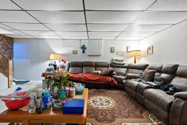 $174,900 | 1807 Lincoln Street, Marinette, WI 54143