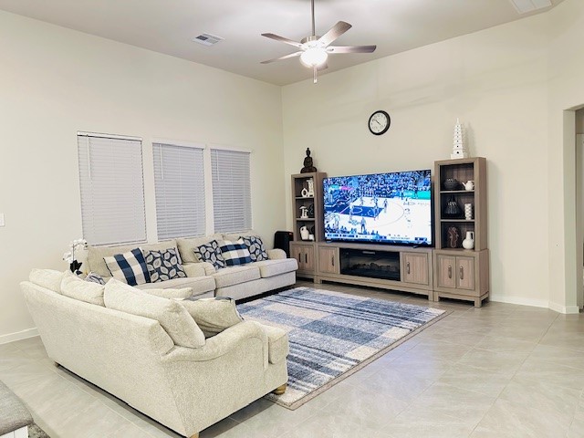 10818 Bodie Hls Drive Rosharon, TX 77583 - Photo 5 of 21 a living room with furniture and a flat screen tv