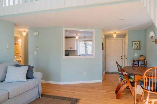 $425,000 | 10 Chickadee Lane, Unit 10, Kennebunk, ME 04043
