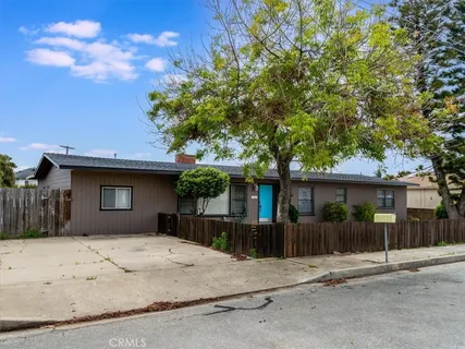 $899,900 | 1121 Sunset Drive, Arroyo Grande, CA 93420