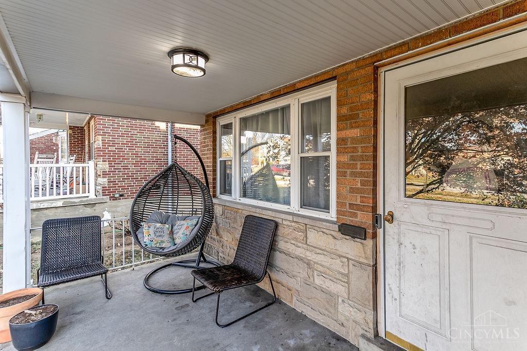 3424 Jane Avenue Cheviot, OH 45211 - Photo 4 of 47