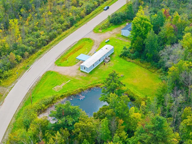 $134,900 | N2461 Old Cedar Way, Peshtigo, WI 54157