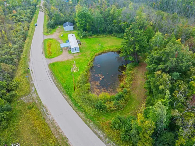 $134,900 | N2461 Old Cedar Way, Peshtigo, WI 54157